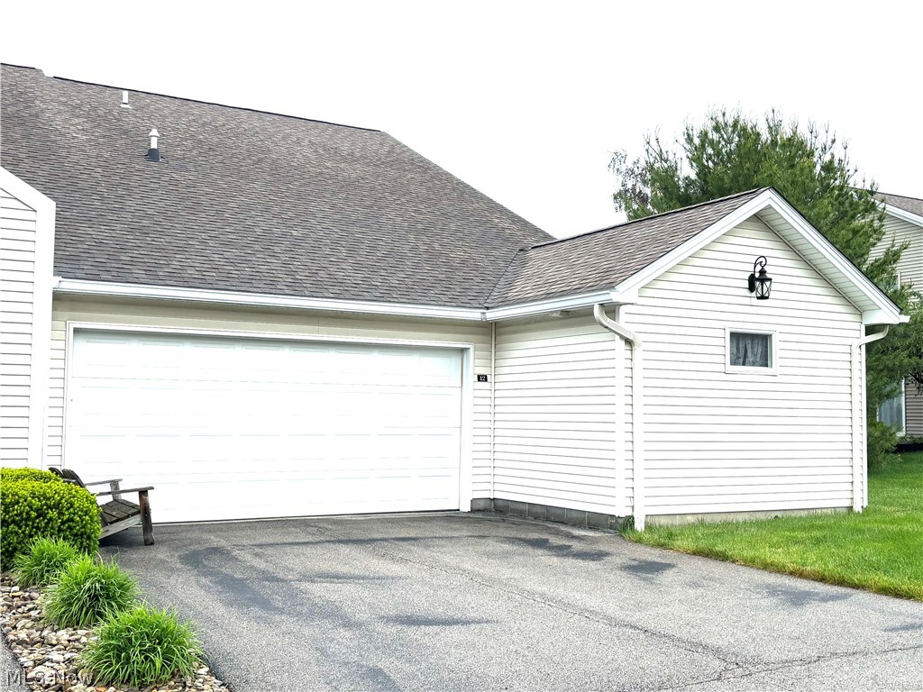 12 Cambridge Glen Columbiana OH 44408