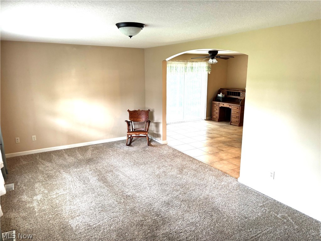 12 Cambridge Glen Columbiana OH 44408