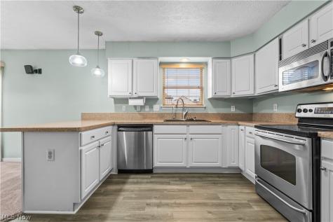 763 Valley View Court Kent OH 44240