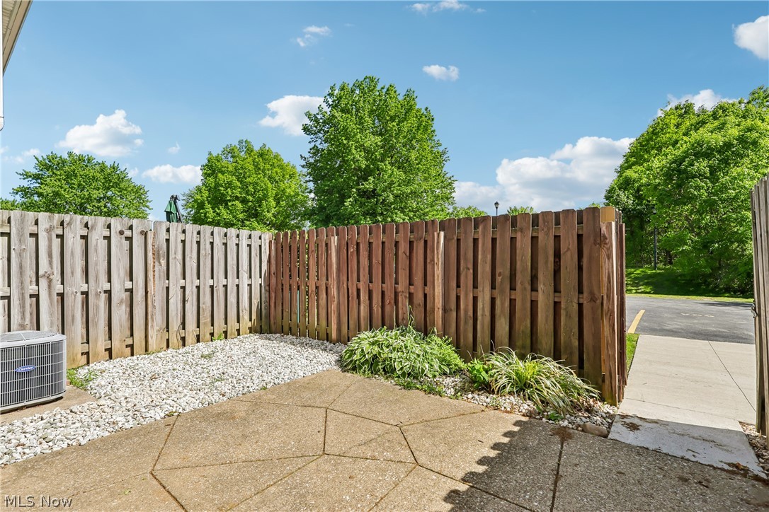 1860 Higby Drive Stow OH 44224