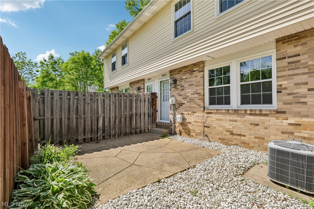 1860 Higby Drive Stow OH 44224