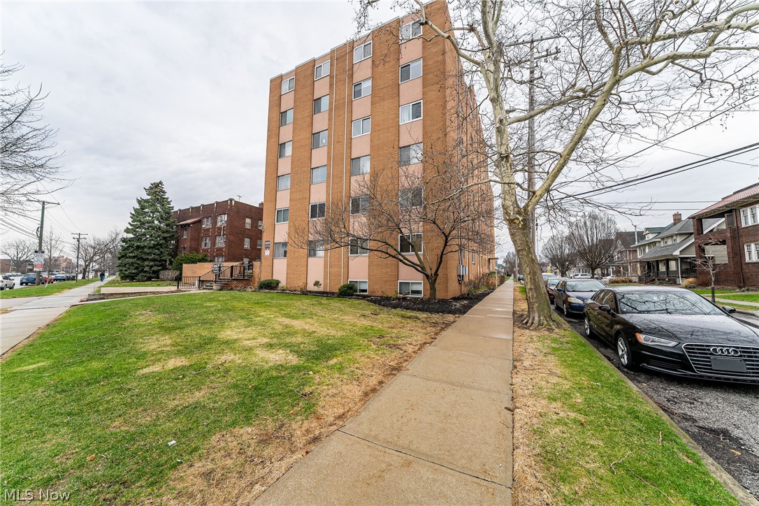 12029 Clifton Boulevard Lakewood OH 44107