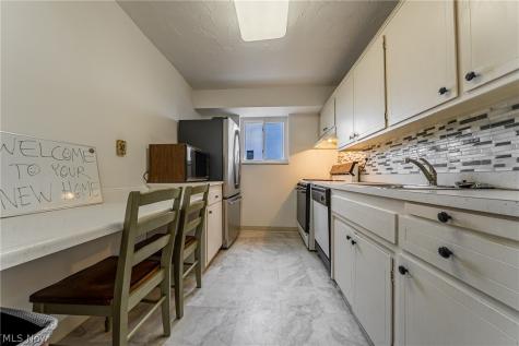 12029 Clifton Boulevard Lakewood OH 44107