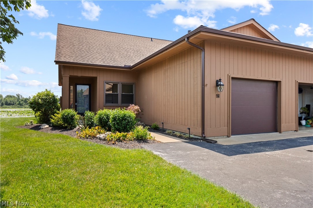 51 N Harbors End Drive Port Clinton OH 43452