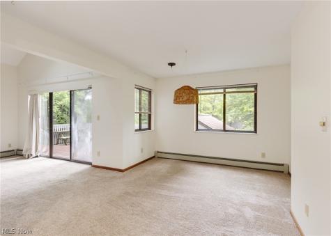 2143 Pinebrook Trail Cuyahoga Falls OH 44223
