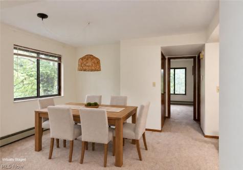 2143 Pinebrook Trail Cuyahoga Falls OH 44223