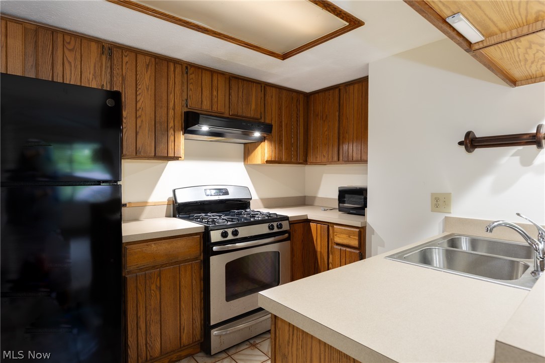 2143 Pinebrook Trail Cuyahoga Falls OH 44223