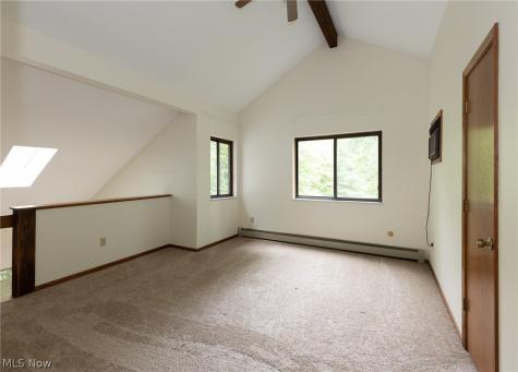 2143 Pinebrook Trail Cuyahoga Falls OH 44223