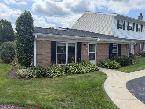 2143 Greenway Drive Uniontown OH 44685