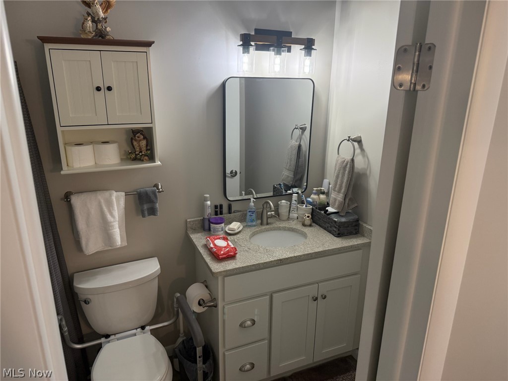 2143 Greenway Drive Uniontown OH 44685
