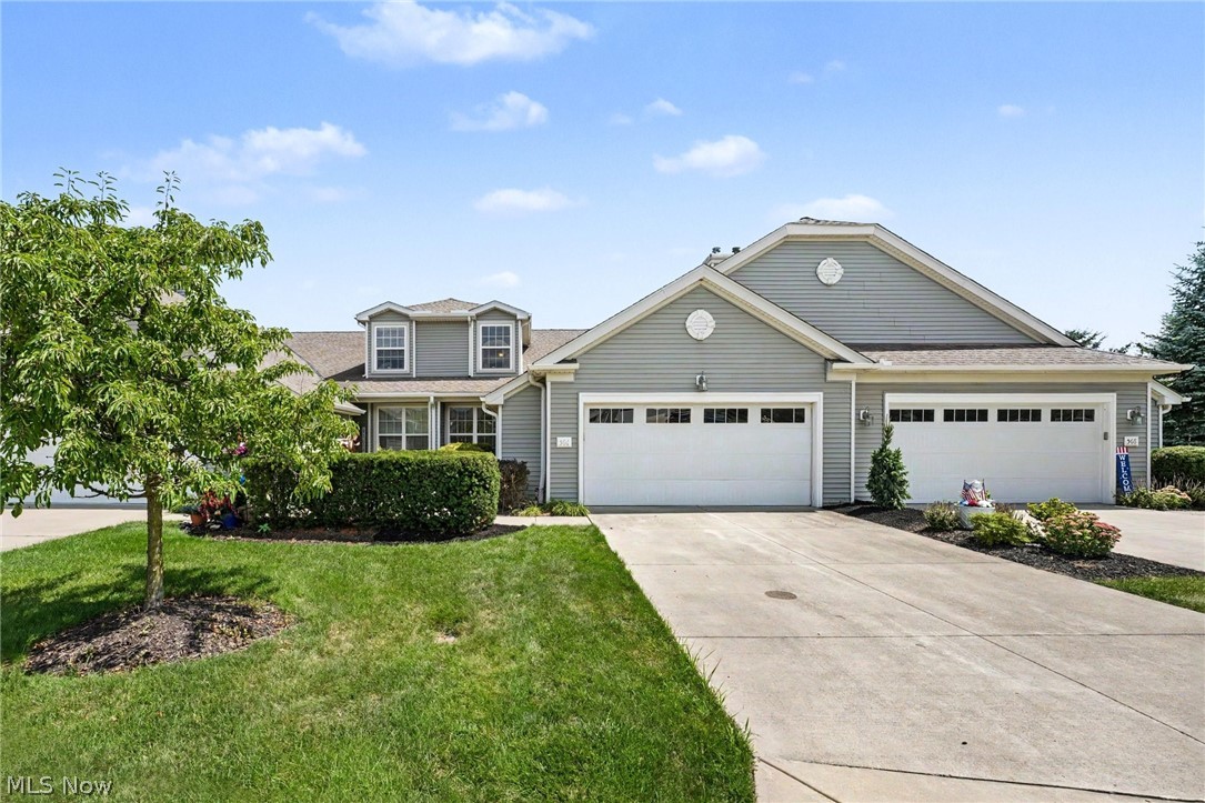 566 Hyannis Port Circle Avon Lake OH 44012