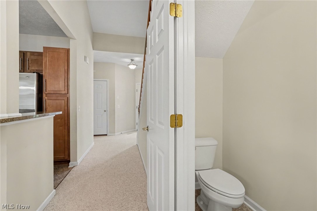 566 Hyannis Port Circle Avon Lake OH 44012