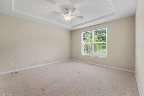 566 Hyannis Port Circle Avon Lake OH 44012