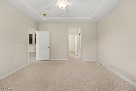 566 Hyannis Port Circle Avon Lake OH 44012