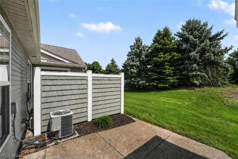 566 Hyannis Port Circle Avon Lake OH 44012