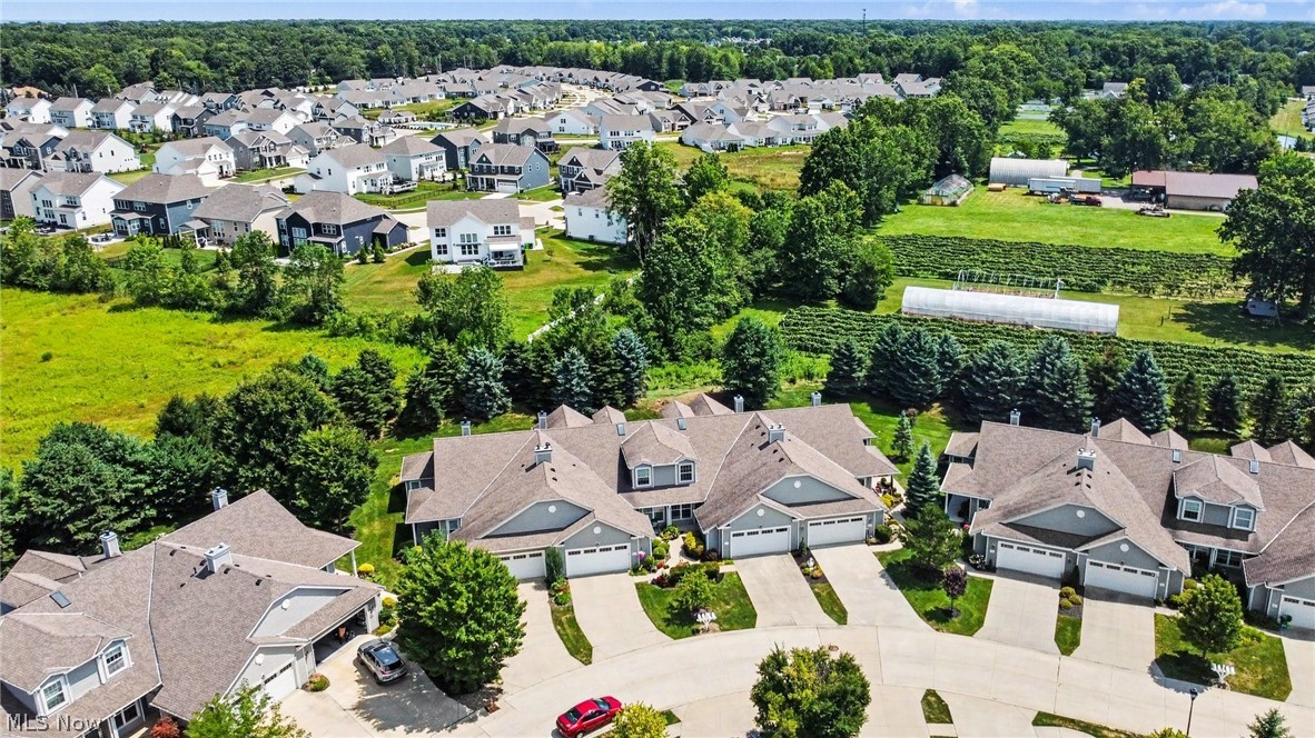 566 Hyannis Port Circle Avon Lake OH 44012