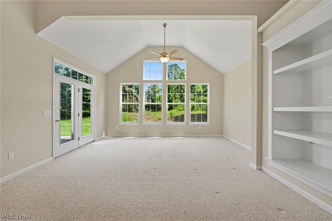 566 Hyannis Port Circle Avon Lake OH 44012