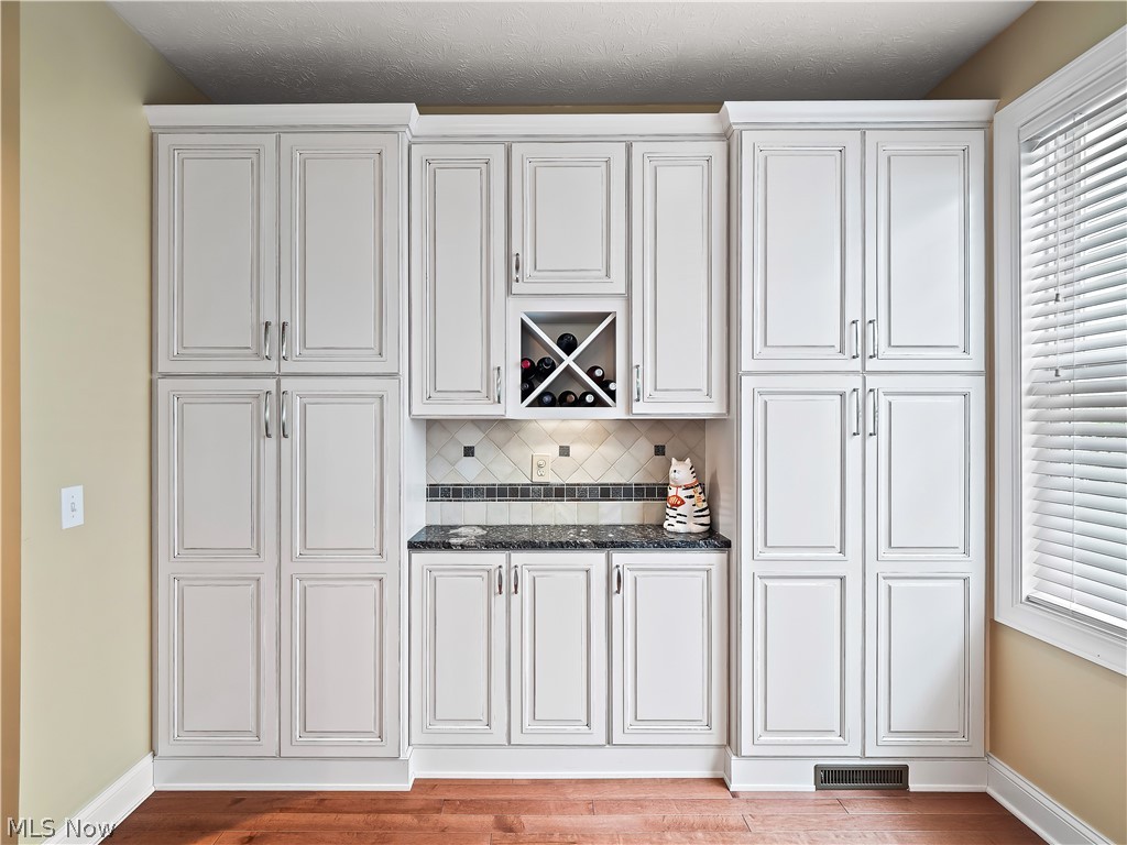 653 Heron Bay Avon Lake OH 44012