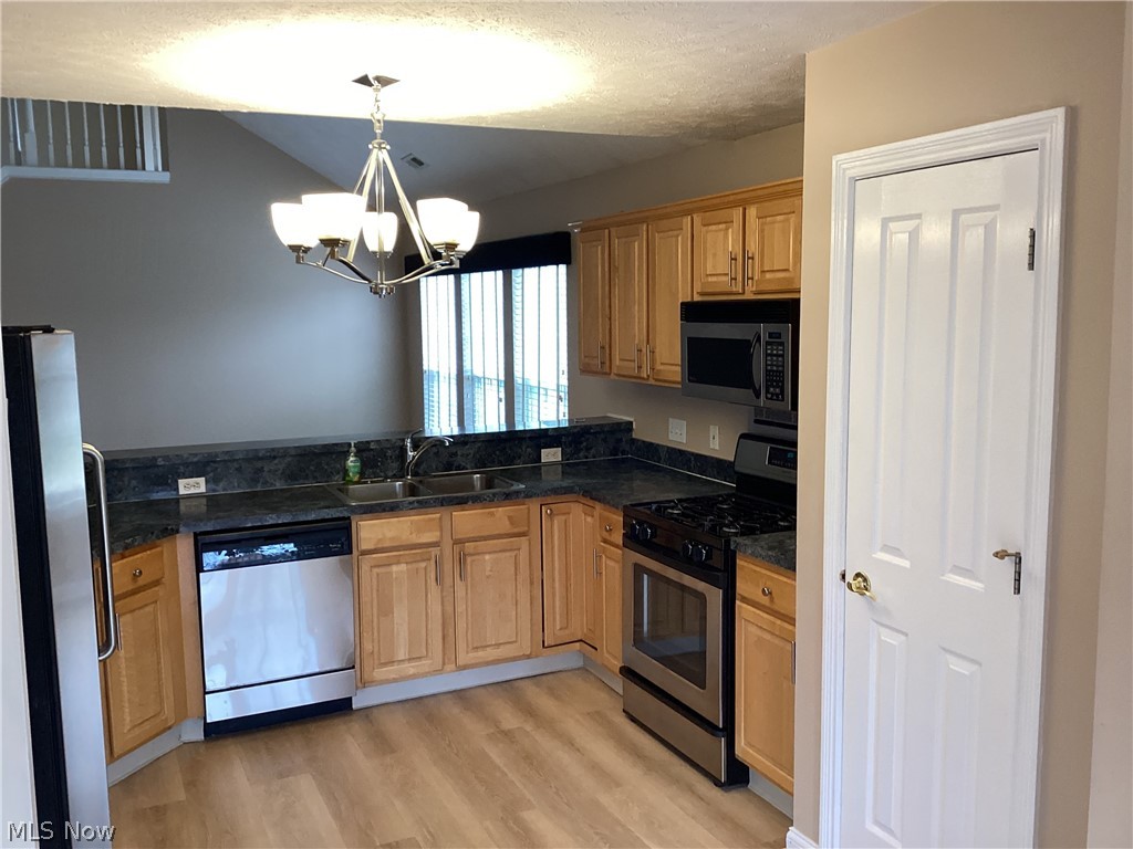5647 N Greenway Court Highland Heights OH 44143