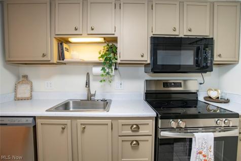 4849 Grace Road North Olmsted OH 44070