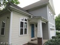 3718 Minster Court Cleveland OH 44105