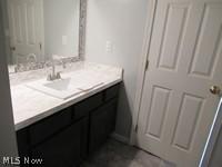 3718 Minster Court Cleveland OH 44105