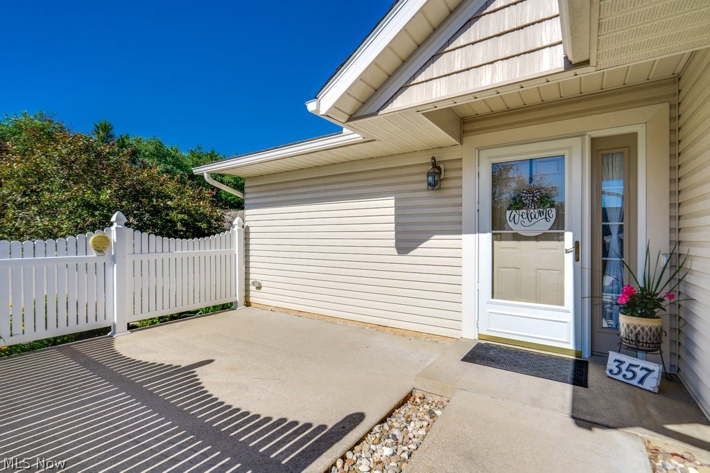 357 Woodbury Circle Dalton OH 44618