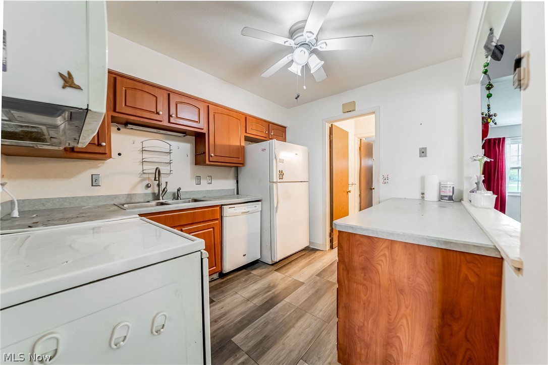 19662 Lorain Road Fairview Park OH 44126