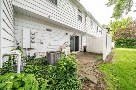 19662 Lorain Road Fairview Park OH 44126