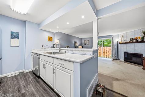 2920 Heatherwood Court Stow OH 44224