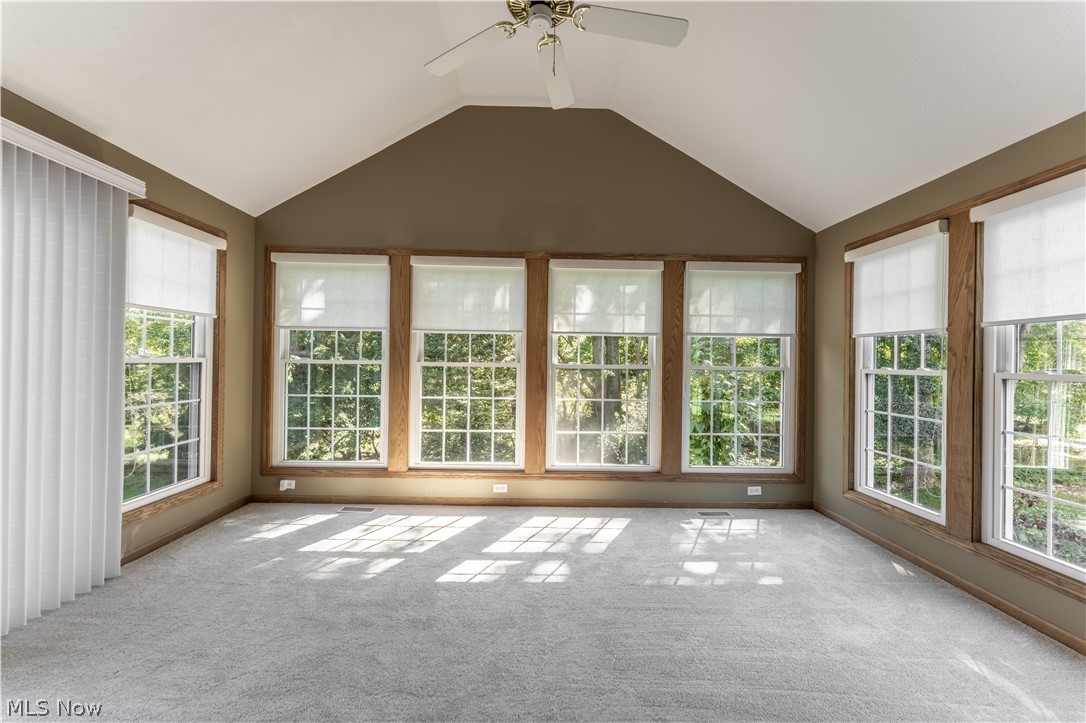 3838 Woodbury Oval Stow OH 44224