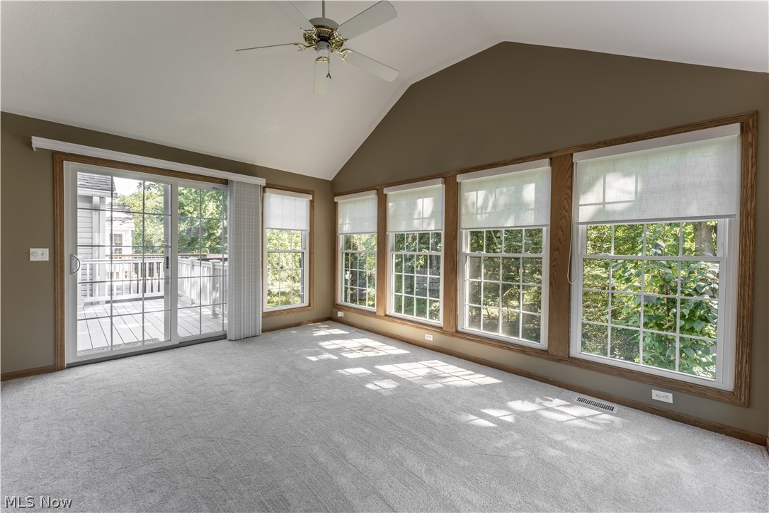 3838 Woodbury Oval Stow OH 44224