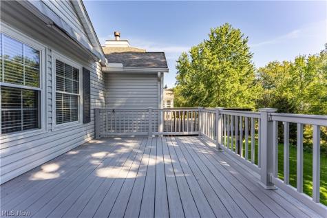3838 Woodbury Oval Stow OH 44224