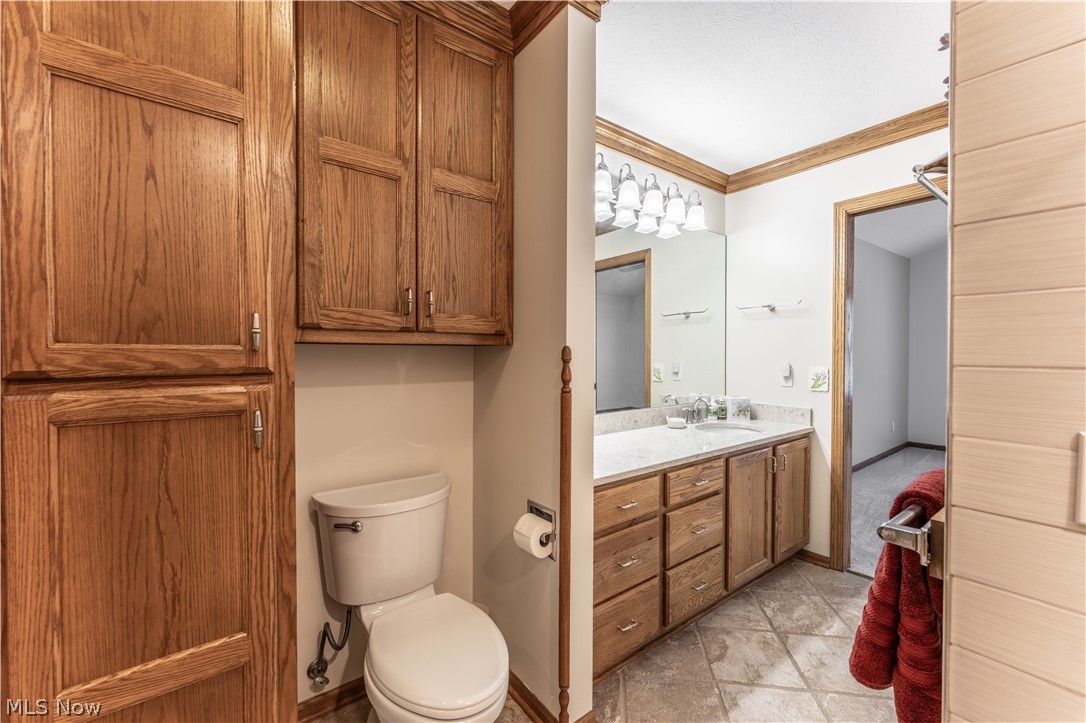 3838 Woodbury Oval Stow OH 44224