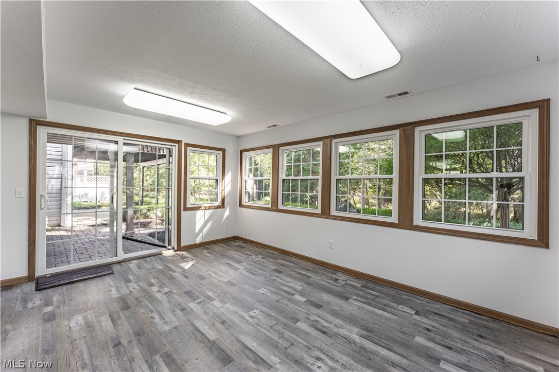 3838 Woodbury Oval Stow OH 44224