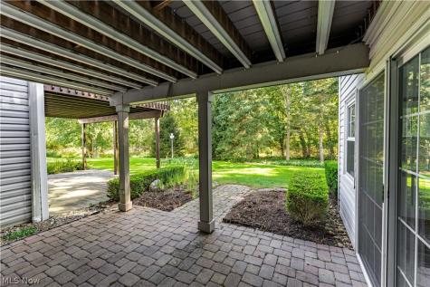 3838 Woodbury Oval Stow OH 44224