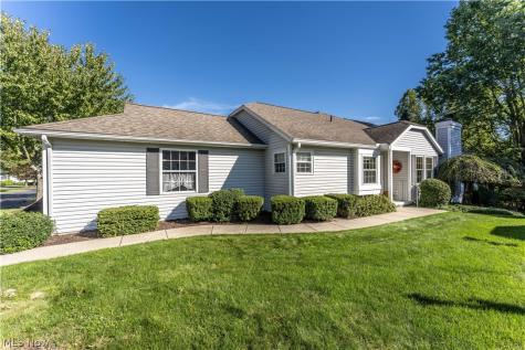 3838 Woodbury Oval Stow OH 44224