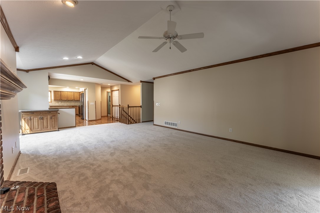 3838 Woodbury Oval Stow OH 44224