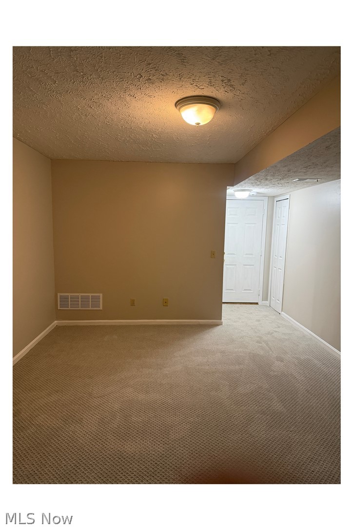 8316 Chester Parkway Cleveland OH 44103
