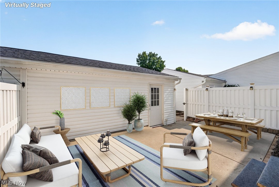 2040 Carlile Drive Uniontown OH 44685