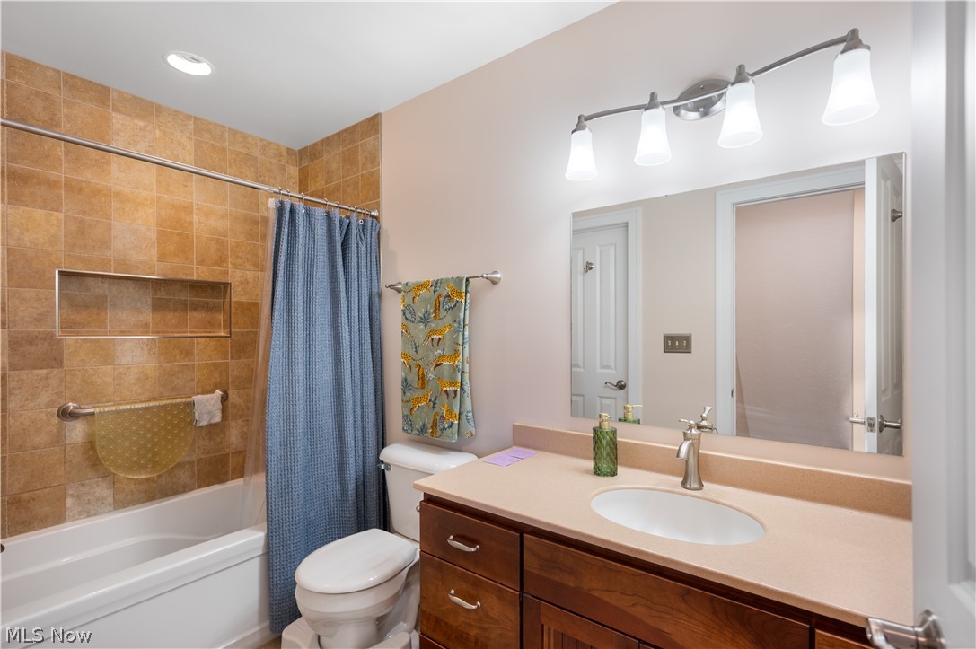 7161 Windmill Lane Mentor OH 44060