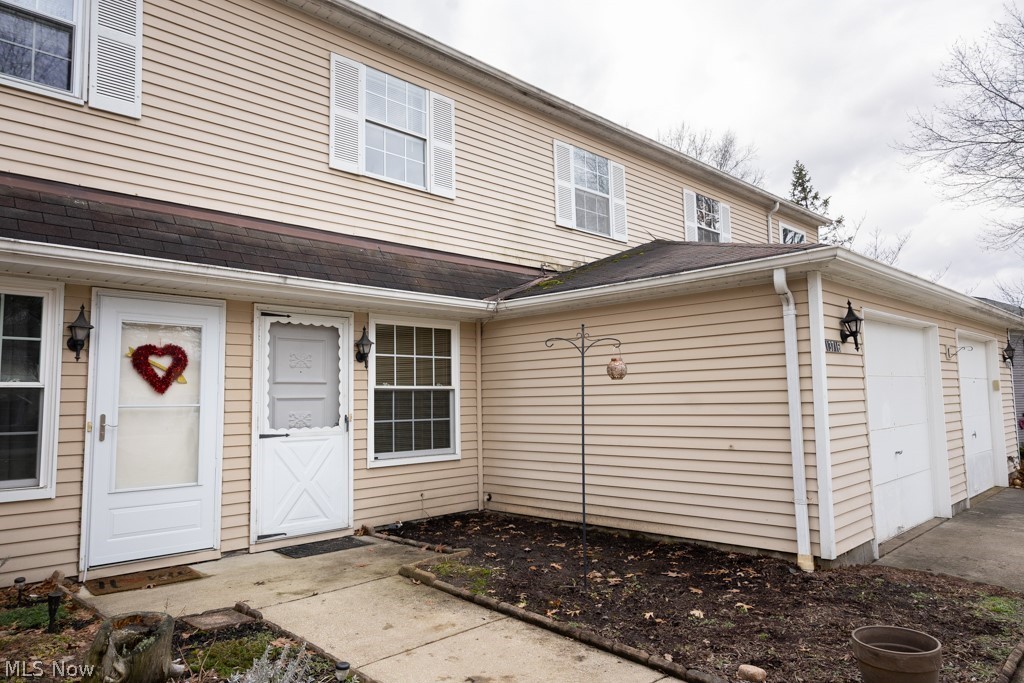 13716 Oakbrook Drive North Royalton OH 44133