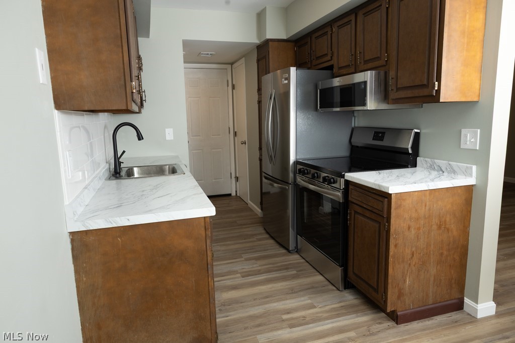 13716 Oakbrook Drive North Royalton OH 44133