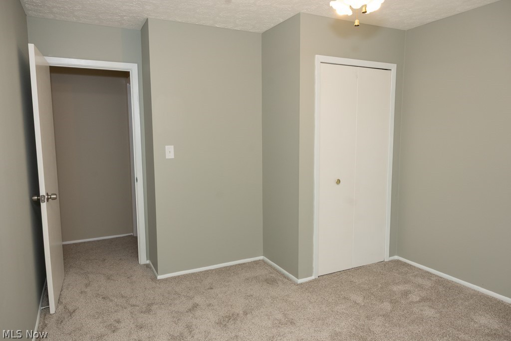 13716 Oakbrook Drive North Royalton OH 44133