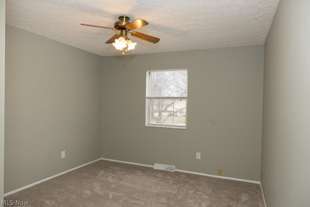 13716 Oakbrook Drive North Royalton OH 44133