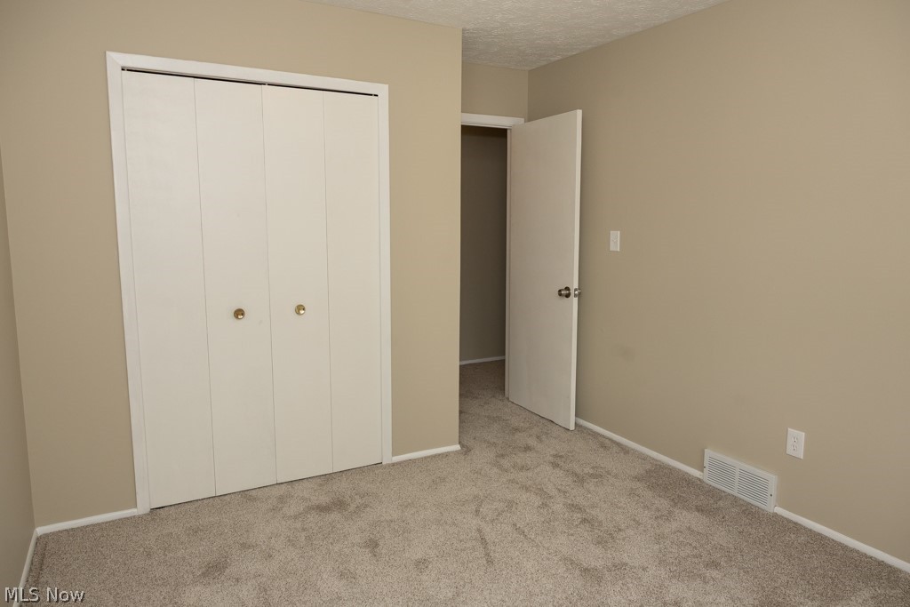 13716 Oakbrook Drive North Royalton OH 44133