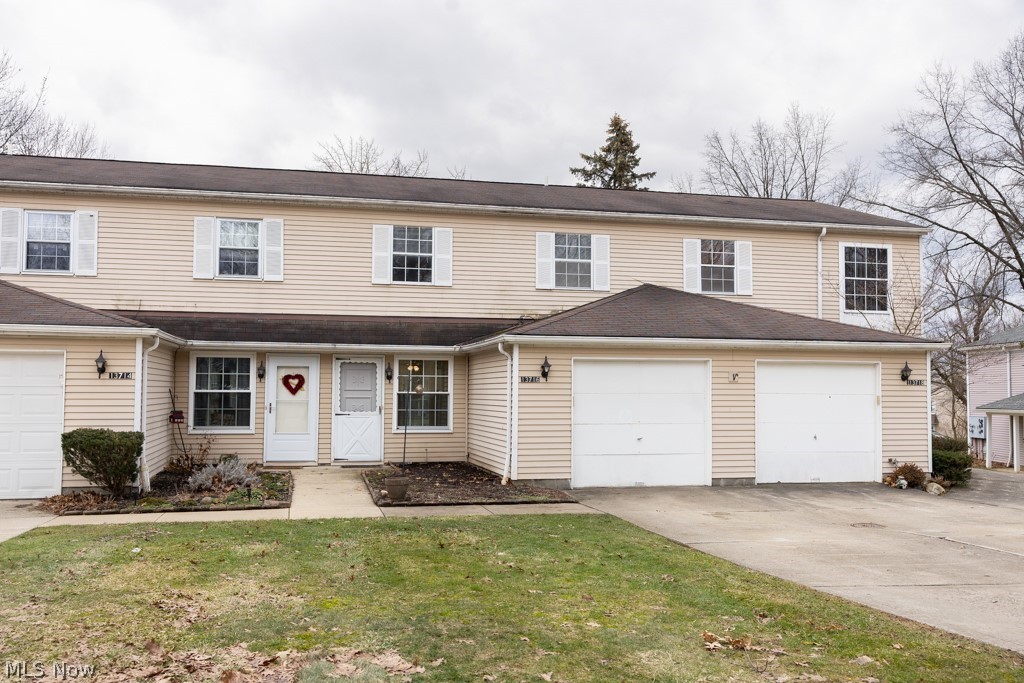 13716 Oakbrook Drive North Royalton OH 44133