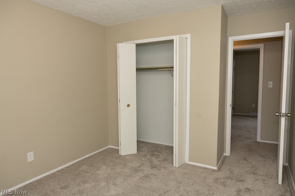 13716 Oakbrook Drive North Royalton OH 44133