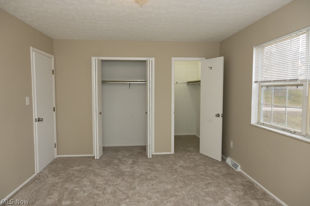 13716 Oakbrook Drive North Royalton OH 44133