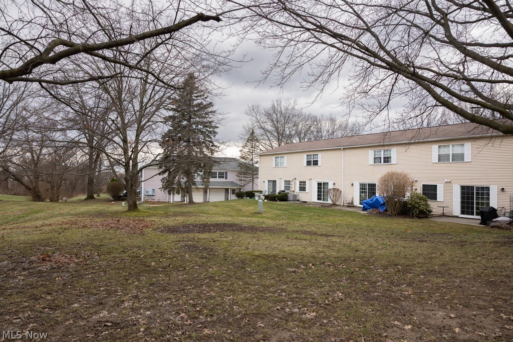 13716 Oakbrook Drive North Royalton OH 44133